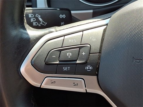 Used 2021 Volkswagen Atlas SE w/ Towing Package image 24