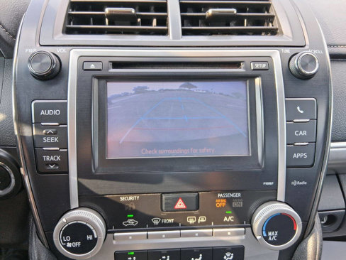Used 2012 Toyota Camry SE image 19