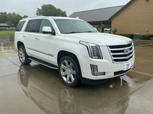Used 2019 Cadillac Escalade Luxury image 7