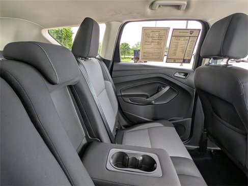 Used 2017 Ford Escape SE image 25