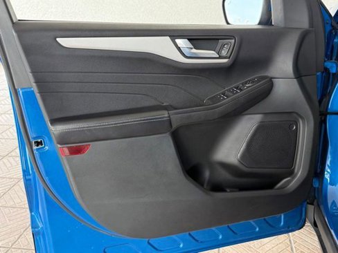 Used 2021 Ford Escape SE w/ Convenience Package image 18