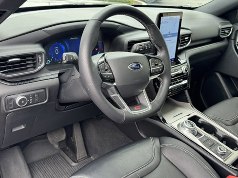 Used 2022 Ford Explorer ST w/ Equipment Group 401A image 18