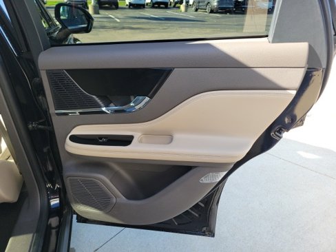 Certified 2022 Lincoln Corsair FWD image 19
