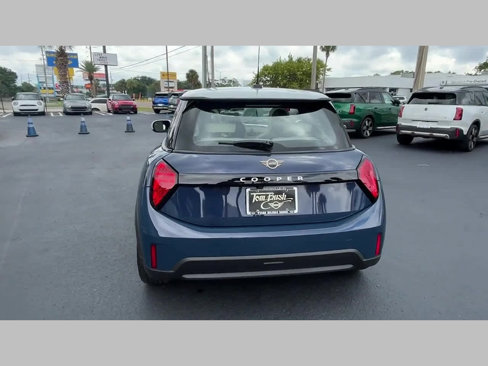 Certified 2025 MINI Cooper 2-Door Hardtop image 22