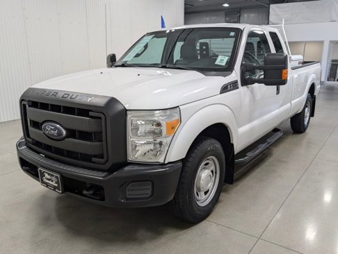Certified 2016 Ford F250 XL w/ Power Equipment Group image 4