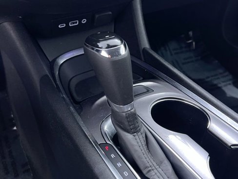 Used 2020 Chevrolet Malibu LT image 16