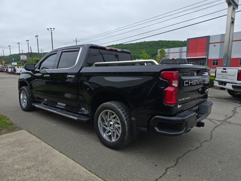 Used 2019 Chevrolet Silverado 1500 High Country w/ Technology Package image 6