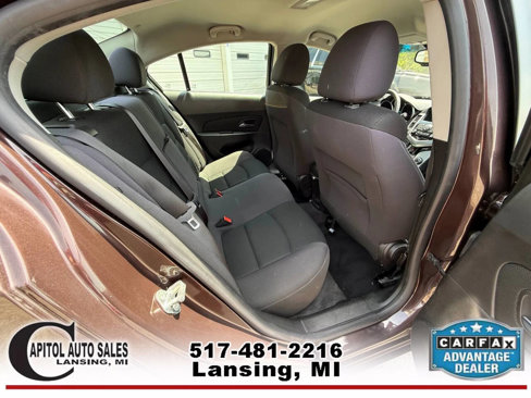 Used 2015 Chevrolet Cruze LT image 17