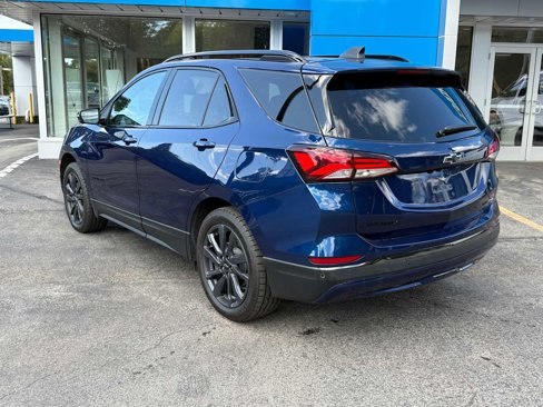 Used 2023 Chevrolet Equinox RS w/ RS Leather Package image 7