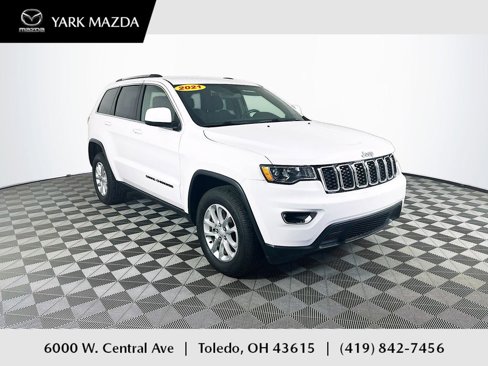 Used 2021 Jeep Grand Cherokee Laredo w/ Security & Convenience Group image 1