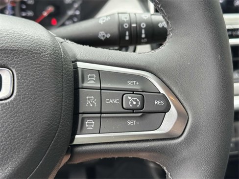 Used 2024 Jeep Compass Limited w/ Sun and Sound Group image 29