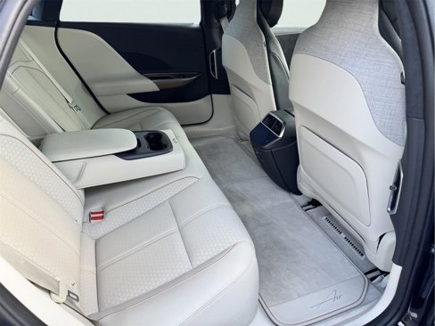 Used 2022 Lucid Air Grand Touring image 23