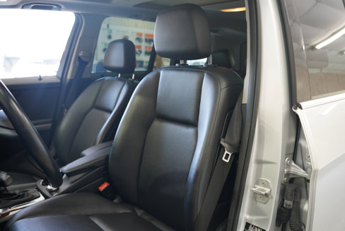 Used 2012 Mercedes-Benz GLK 350 4MATIC image 24