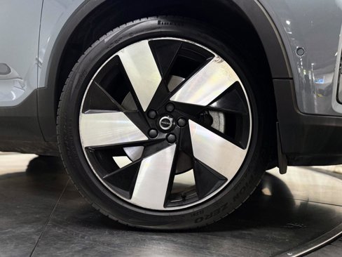 Used 2023 Volvo C40 P8 Recharge Plus w/ Climate Package image 11