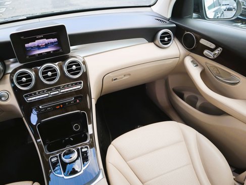 Used 2019 Mercedes-Benz GLC 300 image 12
