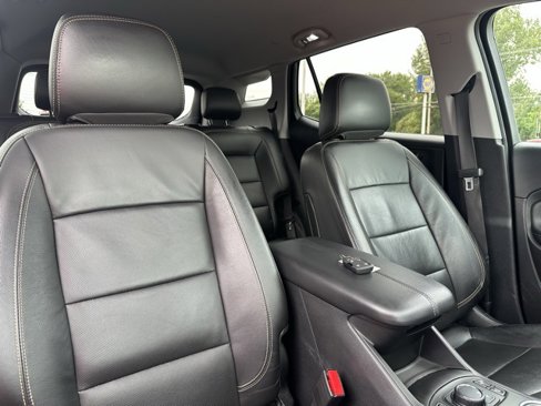 Used 2019 GMC Terrain SLT w/ Preferred Package image 8