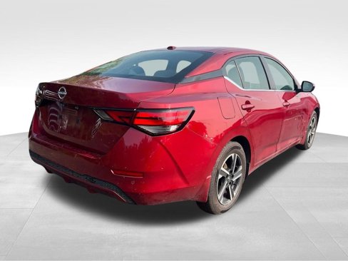 Used 2025 Nissan Sentra SV image 8