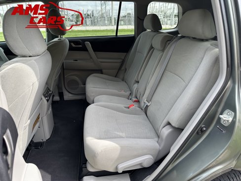 Used 2013 Toyota Highlander Plus image 13