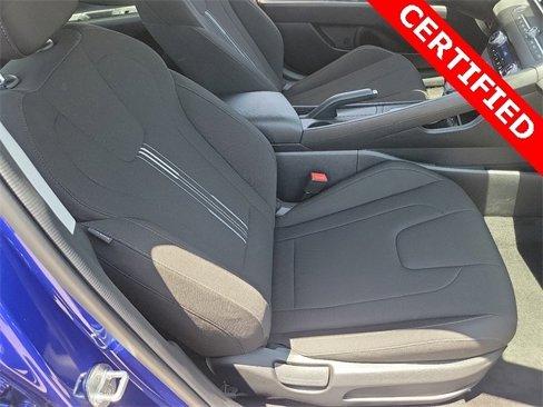 Certified 2024 Hyundai Elantra SEL image 12