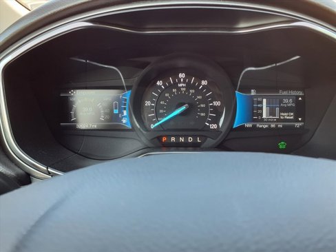 Used 2018 Ford Fusion S image 14