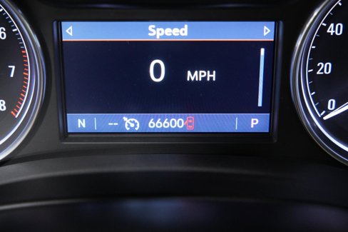 Used 2020 Buick Enclave Essence w/ LPO, Luxury Package image 31