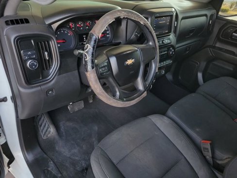Used 2020 Chevrolet Silverado 1500 Custom w/ Custom Value Package image 3