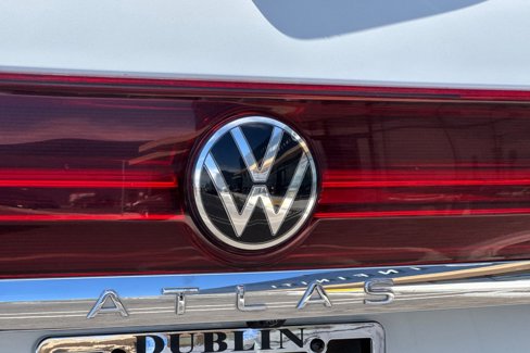 Used 2024 Volkswagen Atlas SE image 50
