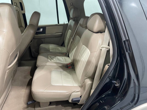 Used 2004 Ford Expedition Eddie Bauer image 13