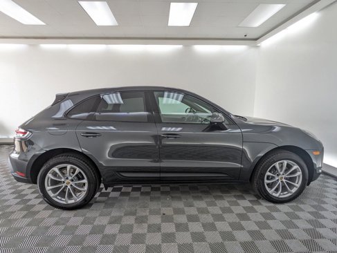 New 2026 Porsche Macan image 9