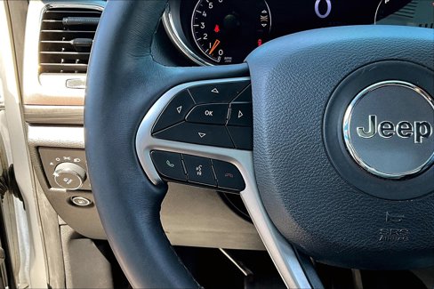 Used 2019 Jeep Grand Cherokee Altitude image 20