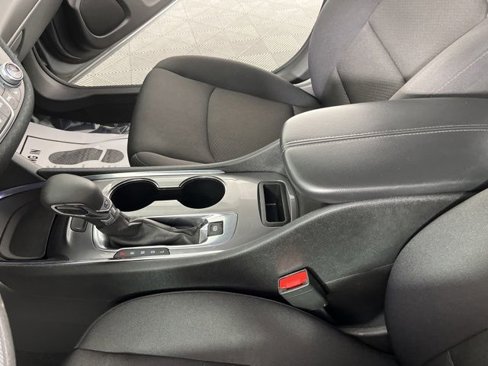 Used 2023 Chevrolet Malibu LT image 30