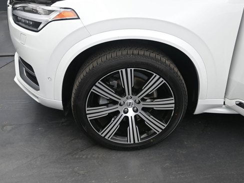 Certified 2023 Volvo XC90 B6 Ultimate image 9