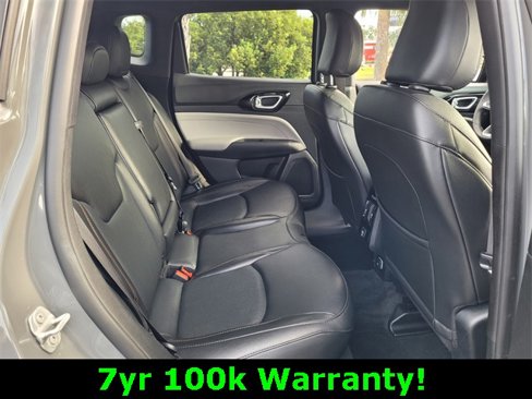 Used 2023 Jeep Compass Limited image 16