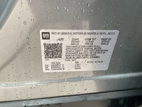 Used 2024 GMC Terrain SLE image 29