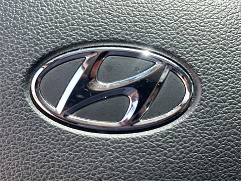 Used 2023 Hyundai Santa Fe SEL image 24
