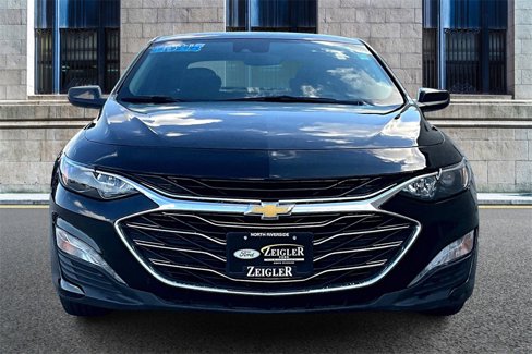 Used 2024 Chevrolet Malibu LT image 3