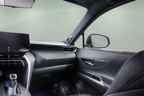 Used 2021 Toyota Venza XLE image 15