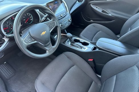 Used 2024 Chevrolet Malibu LT image 4