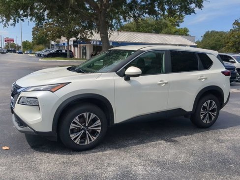 Used 2023 Nissan Rogue SV image 8