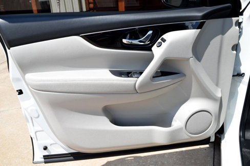 Used 2019 Nissan Rogue Sport SL image 7