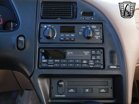 Used 1994 Ford Thunderbird LX image 14
