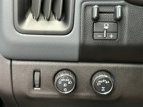 Used 2018 Chevrolet Colorado Z71 image 27