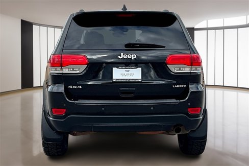 Used 2018 Jeep Grand Cherokee Laredo image 4