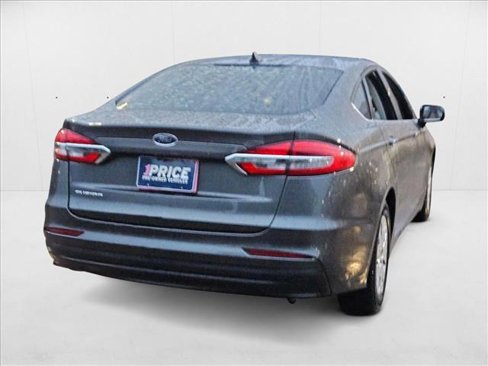 Used 2020 Ford Fusion S image 5