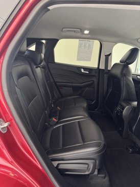 Used 2021 Ford Escape Titanium image 24