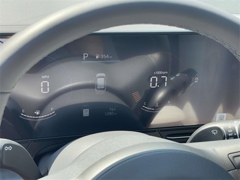 Certified 2025 Hyundai Kona SEL image 19