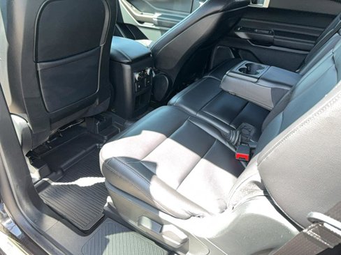 Used 2020 Ford Explorer XLT w/ Equipment Group 202A image 27