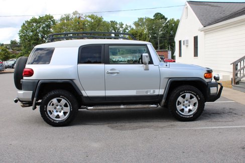 Used 2007 Toyota FJ Cruiser 4WD image 9
