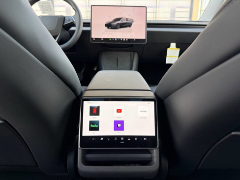 Used 2025 Tesla Model 3 Long Range image 22