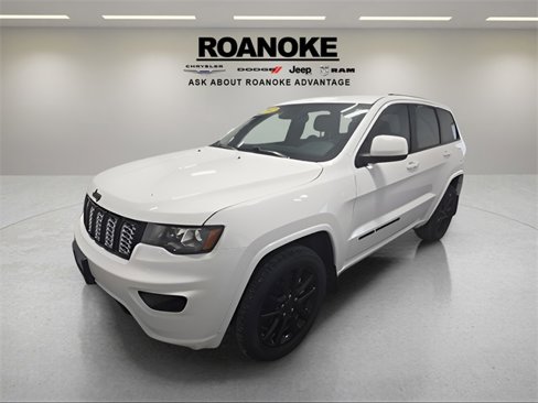 Used 2022 Jeep Grand Cherokee Laredo X image 1